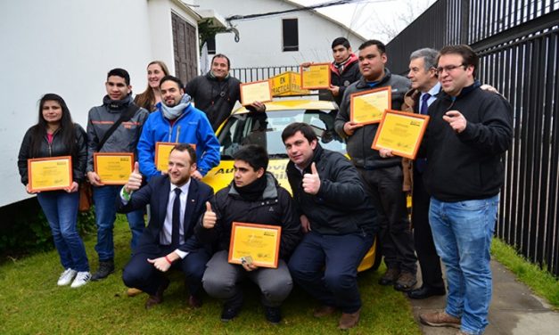 10 personas sordas de Talca recibieron licencias de conducir gracias a inédita iniciativa